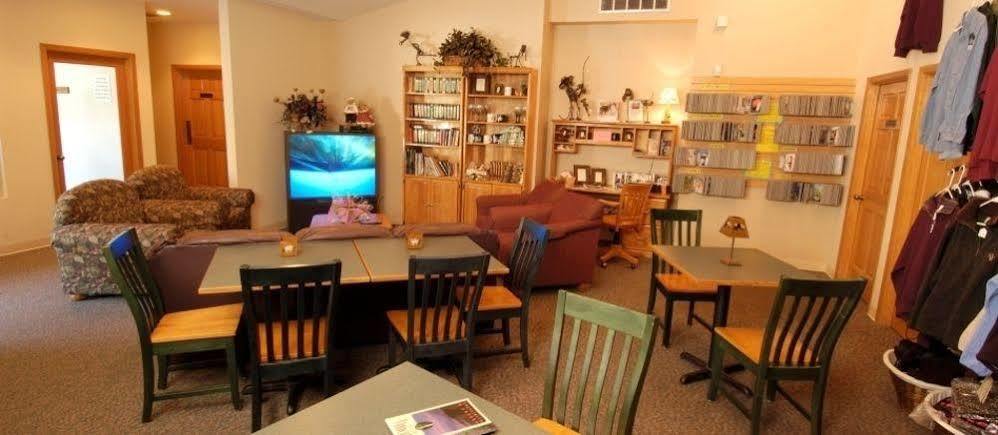 Whispering Woods Resort Welches 外观 照片