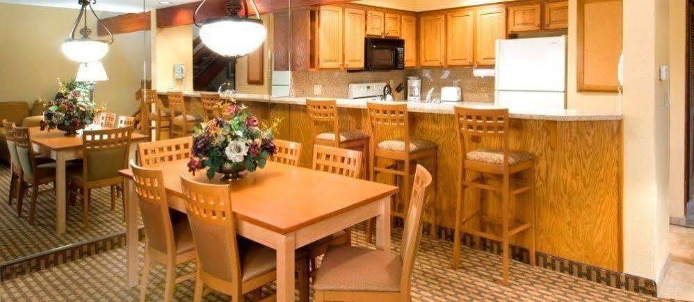 Whispering Woods Resort Welches 外观 照片